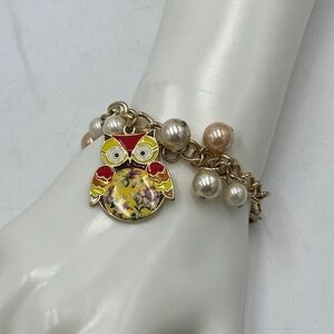 Betsey Johnson Enamel Floral Belly Wide Eyed Owl Faux Peach White Pearl bracelet